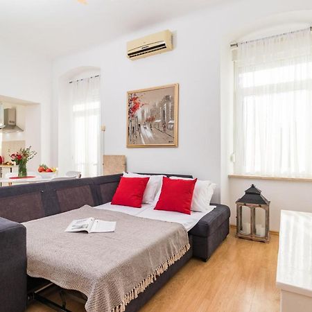 Apartman Lussi PUY Eksteriør bilde