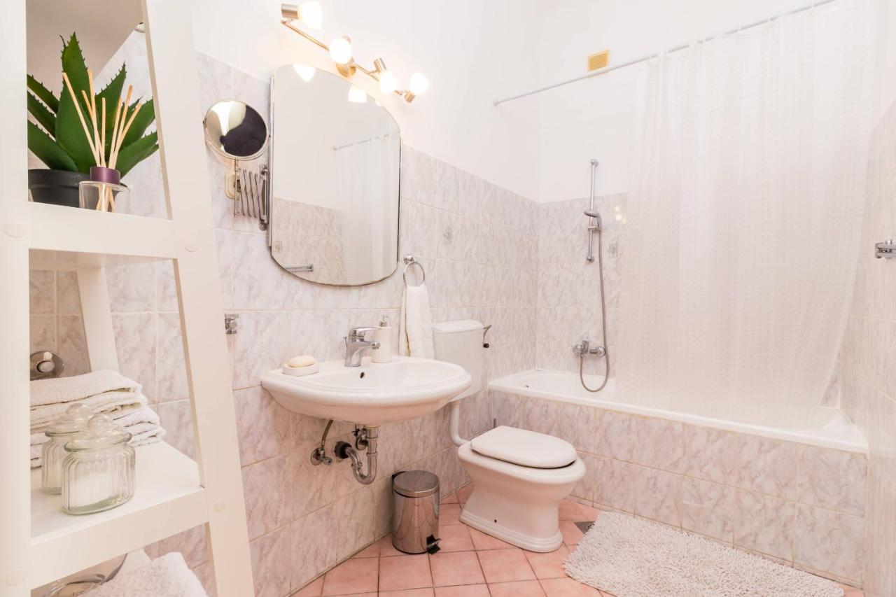 Apartman Lussi PUY Eksteriør bilde