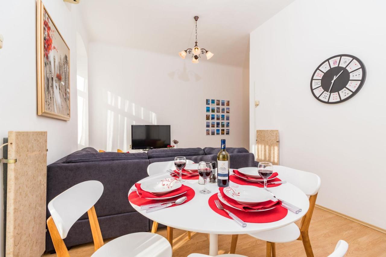Apartman Lussi PUY Eksteriør bilde
