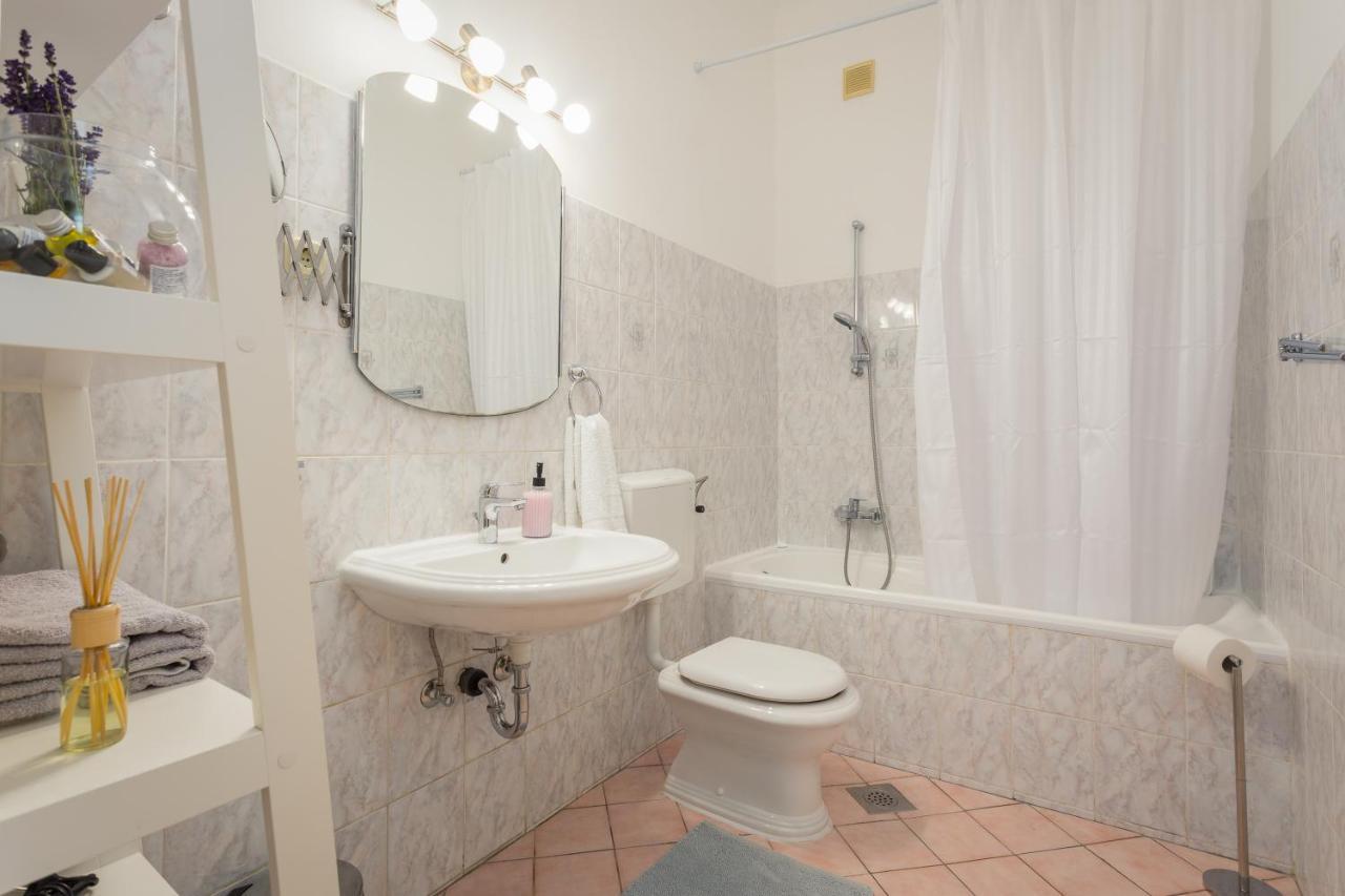 Apartman Lussi PUY Eksteriør bilde