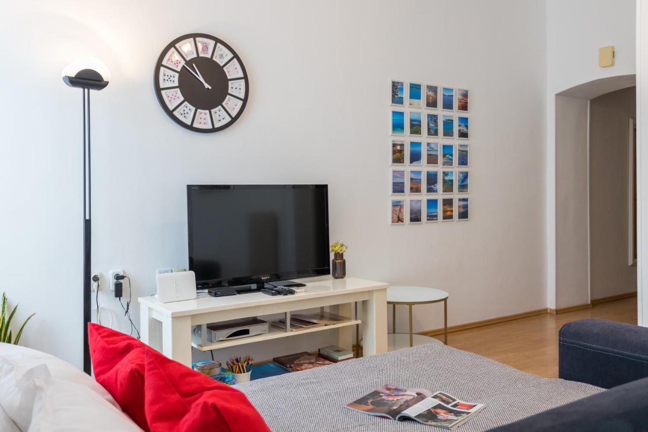 Apartman Lussi PUY Eksteriør bilde