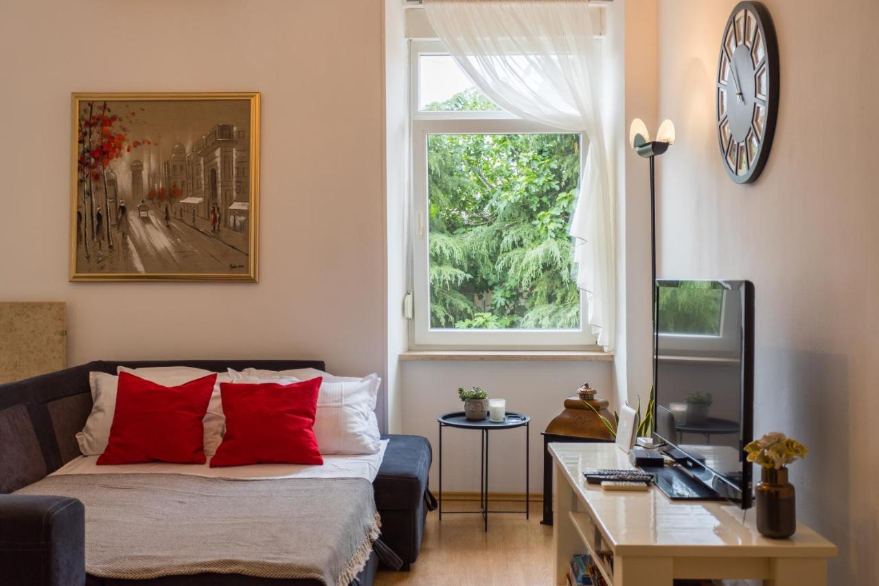 Apartman Lussi PUY Eksteriør bilde